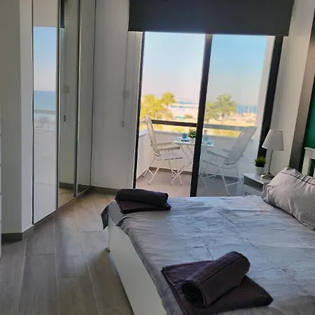 Prime Beachfront On Finikoudes 公寓 拉纳卡
